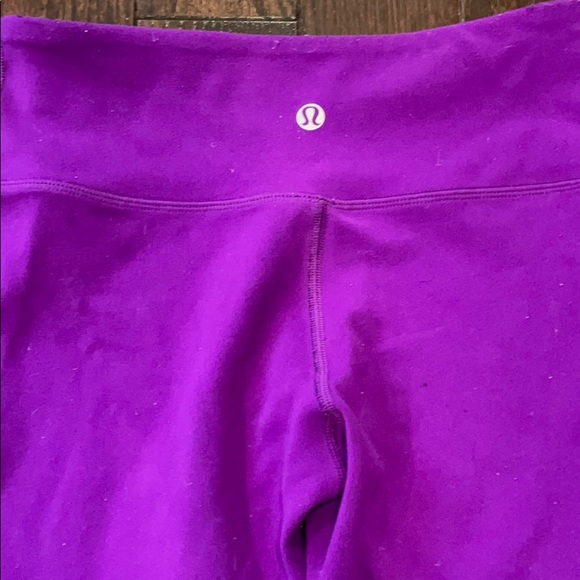 Lululemon wonderunder purple and black pants 4 - Picture 7 of 16